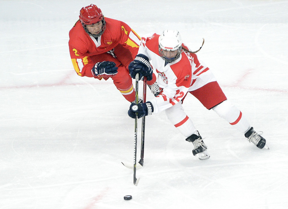 关于一场经典之战！冰球点燃球迷热情的信息