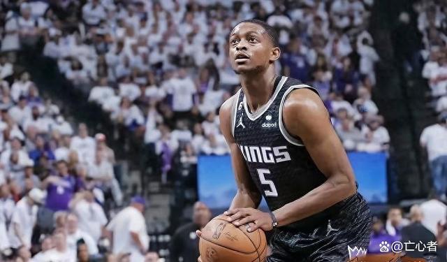 爱游戏官方-步行者绝杀太阳，福克斯高光表现