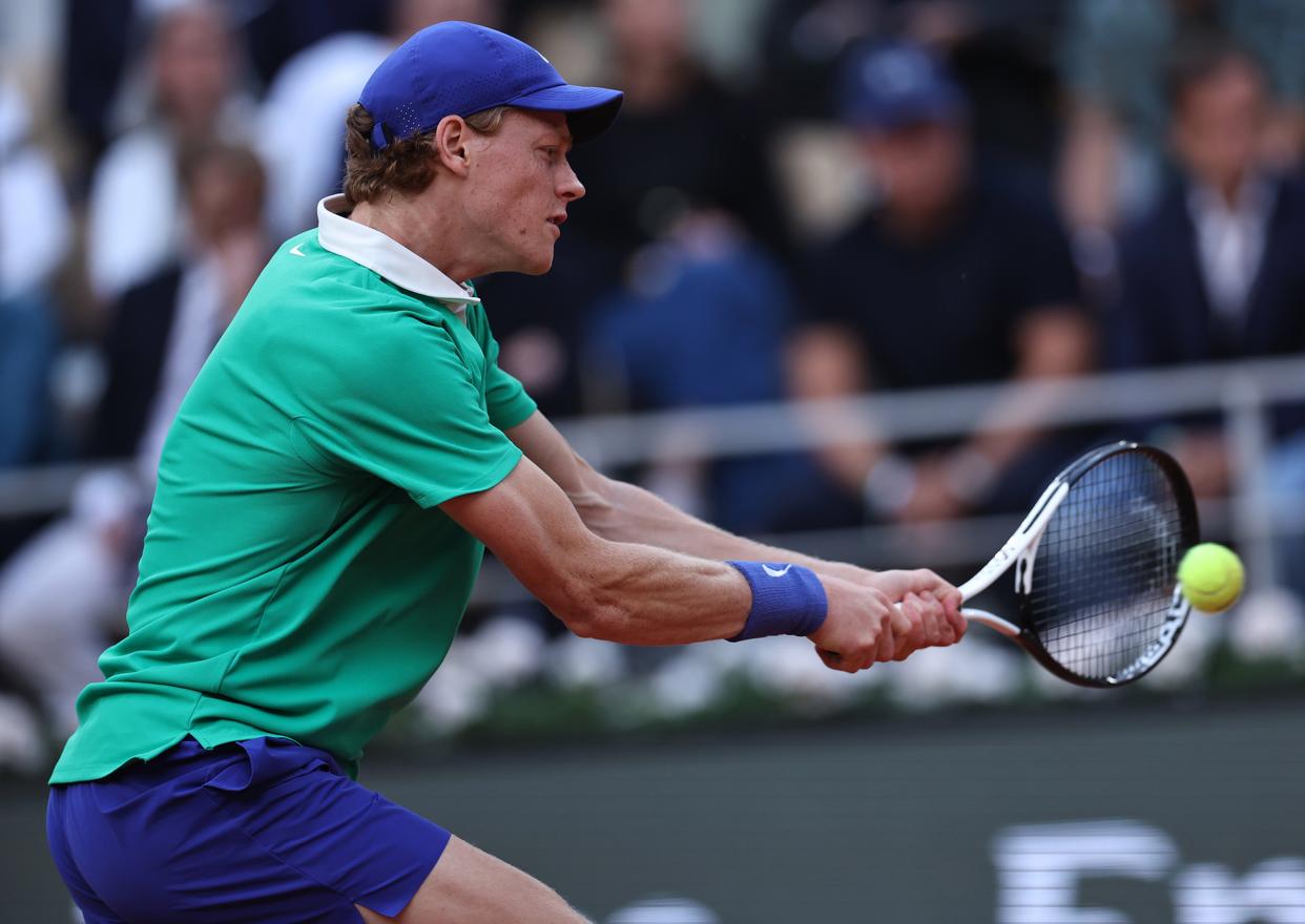 爱游戏娱乐-蒙特卡洛大师赛鏖战法网，辛纳带队取胜