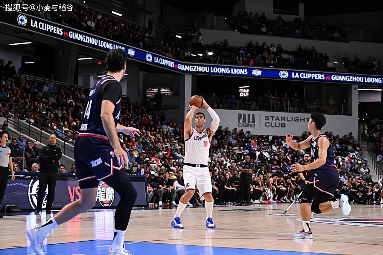 浙江队碾压雄鹿,伦纳德关键制胜 浙江队碾压雄鹿,伦纳德关键制胜