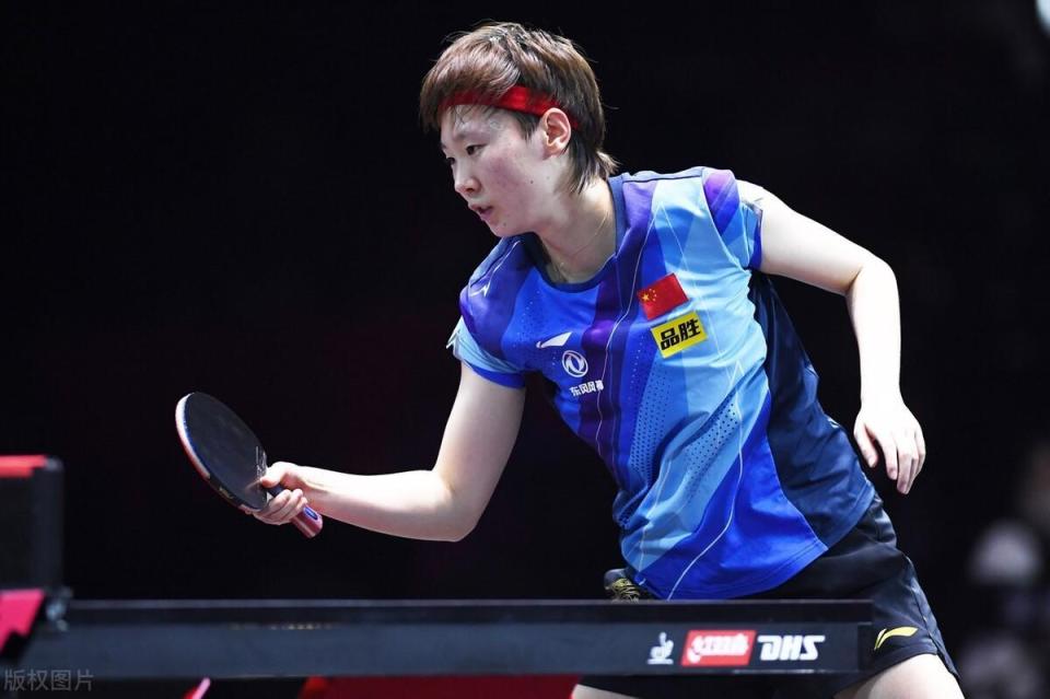 爱游戏APP-马来西亚队鏖战韩国队，马琳扛起全队