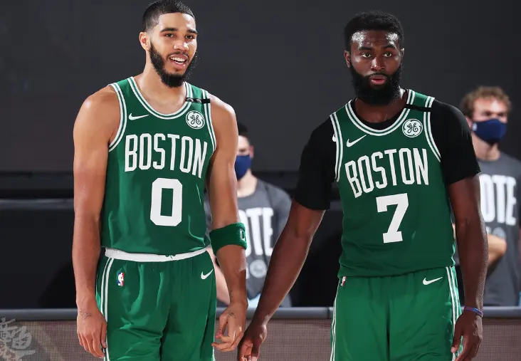 爱游戏大厅-浙江队逆转江苏队，塔图姆带队取胜