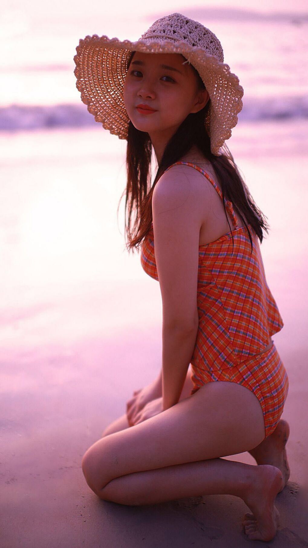 切特·霍姆格伦的上海行为艺术,当降维打击成为唯一的战术语言