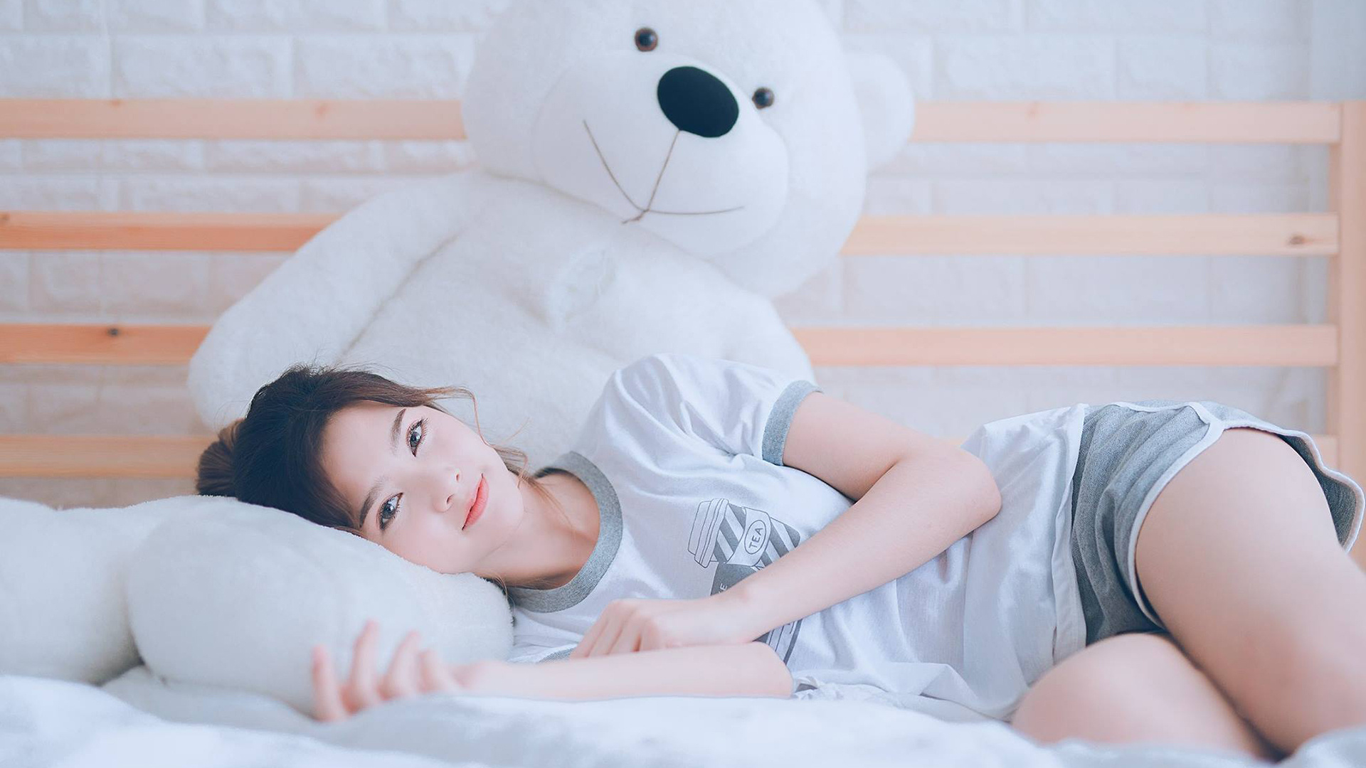 球场的掌控者,当欧文在CBA力克,维尼修斯在伯纳乌接管